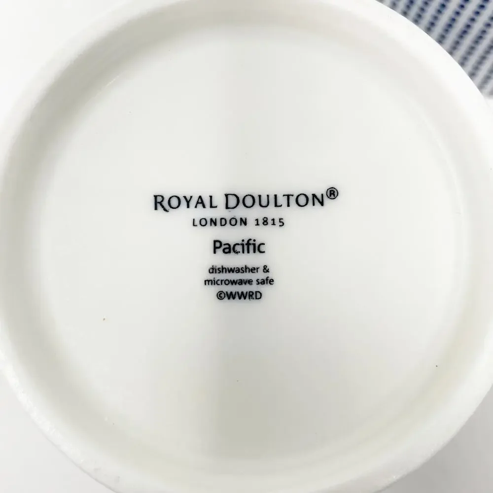 Royal Doulton Pacific White Blue Dot Ceramic Coffee Mugs Cups Pair Wide Rim GUC